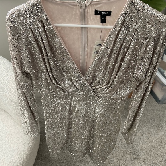Express Sparkle Dress - Picture 2 of 4